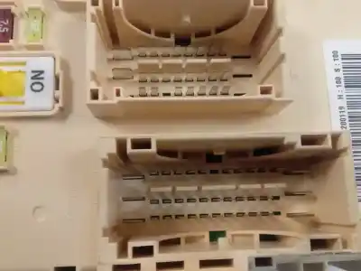 Second-hand car spare part fuse box unit for kia cee´d drive oem iam references 91950a2130  