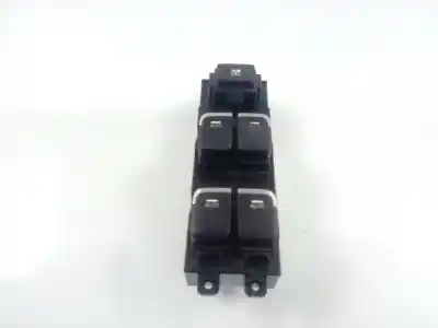 Second-hand car spare part left front power window switch for kia cee´d drive oem iam references 93570a2200  