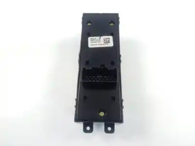 Second-hand car spare part left front power window switch for kia cee´d drive oem iam references 93570a2200  