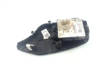 Pezzo di ricambio per auto di seconda mano controllo specchio per kia cee´d drive riferimenti oem iam 93530a2050  