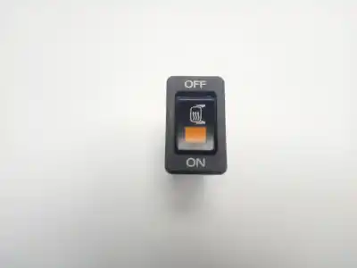 Peça sobressalente para automóvel em segunda mão trocar por renault serie d fg 4x2 crew-cab referências oem iam 