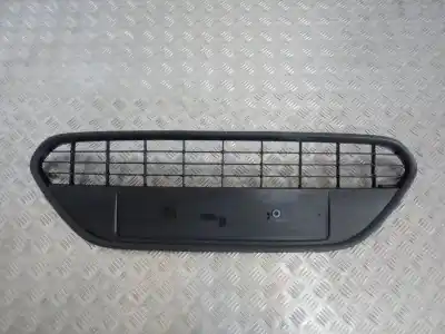 Peça sobressalente para automóvel em segunda mão GRELHA DE PÁRA CHOQUES CENTRAL por FORD FOCUS LIM. (CB4)  Referências OEM IAM 8M5117B968A  