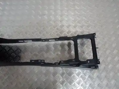 Pezzo di ricambio per auto di seconda mano bracciolo centrale per toyota corolla (e21) hybrid active riferimenti oem iam 5890302130  