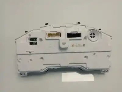 Peça sobressalente para automóvel em segunda mão quadrante por toyota corolla (e21) hybrid active referências oem iam 83800f2y70  