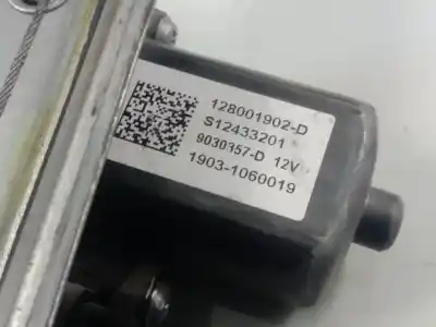 Pezzo di ricambio per auto di seconda mano alzacristalli anteriore sinistro per dacia duster ii anniversary riferimenti oem iam 128001902d   Pezzo di ricambio per auto di seconda mano alzacristalli anteriore sinistro per dacia duster ii anniversary riferimenti oem iam 128001902d