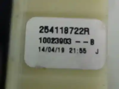 Peça sobressalente para automóvel em segunda mão botão / interruptor elevador vidro dianteiro esquerdo por renault zoe limited 72 cv / 53 kw referências oem iam 254008973r  