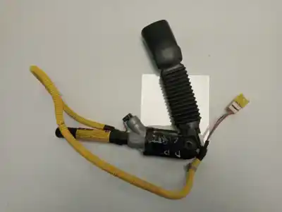 Pezzo di ricambio per auto di seconda mano gancio cintura anteriore destro per chevrolet captiva 2.0 diesel cat riferimenti oem iam pc8bqaplf