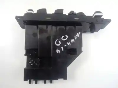 Автозапчастина б/у передній правий віконний вимикач для land rover range rover (lm) td6 hse посилання на oem iam 6937483  