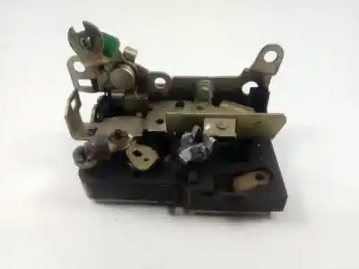 Peça sobressalente para automóvel em segunda mão fechadura da porta dianteira direita por renault mascot 130.65 referências oem iam 