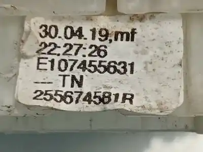 Pezzo di ricambio per auto di seconda mano comando pulito per renault captur dynamique riferimenti oem iam 255674581r  