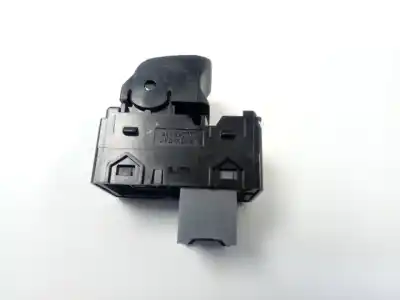 Автозапчастина б/у управління склами задніх правіх для hyundai i20 (bc3) klass посилання на oem iam 93581q0000  