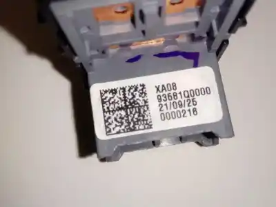 Автозапчастина б/у управління склами задніх правіх для hyundai i20 (bc3) klass посилання на oem iam 93581q0000  