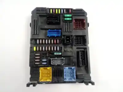 Peça sobressalente para automóvel em segunda mão caixa de fusíveis e relés por opel combo cargo (e) 1.5 cdti dpf referências oem iam 9845141280 Peça sobressalente para automóvel em segunda mão caixa de fusíveis e relés por opel combo cargo (e) 1.5 cdti dpf referências oem iam 9845141280