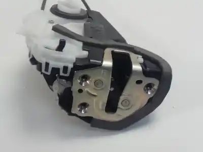 Peça sobressalente para automóvel em segunda mão fechadura da porta traseira direita por toyota yaris (xp21) hybrid style referências oem iam 230802