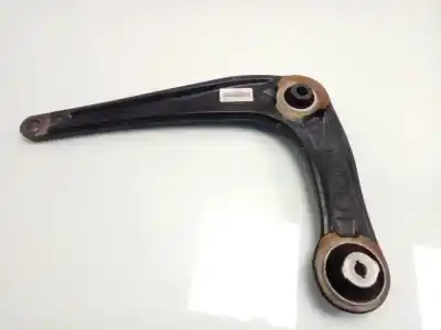 Peça sobressalente para automóvel em segunda mão braço de suspensão inferior esquerdo dianteiro por citroen jumpy fugón 2.0 blue-hdi fap referências oem iam 9816863680