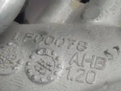 Автозапчастина б/у коробка метелика для volkswagen caddy ka/kb (2c) 1.6 tdi посилання на oem iam 04l128637  