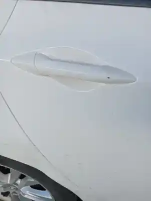 Peça sobressalente para automóvel em segunda mão puxador exterior traseiro direito por hyundai i30 (gd) style referências oem iam 
