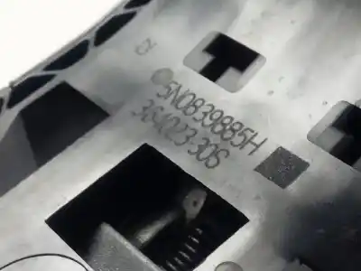 Автозапчасти б/у задняя правая наружная ручка за volkswagen t-roc (d11) life ссылки oem iam 5n0839885h  