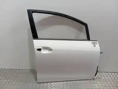 Автозапчастина б/у передні праві двері для toyota verso (aur2/zgr2) 2ad посилання на oem iam 
