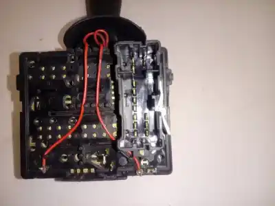 Автозапчастина б/у команда чистити для dacia dokker essential посилання на oem iam 255675391r  