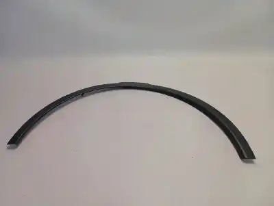 Peça sobressalente para automóvel em segunda mão aba do guarda-lamas dianteiro esquerdo por land rover discovery 5 td4 hse referências oem iam 