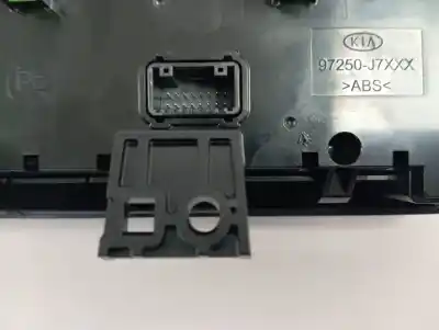 Peça sobressalente para automóvel em segunda mão comando de sofagem (chauffage / ar condicionado)  por kia xceed drive referências oem iam 97250j7210  