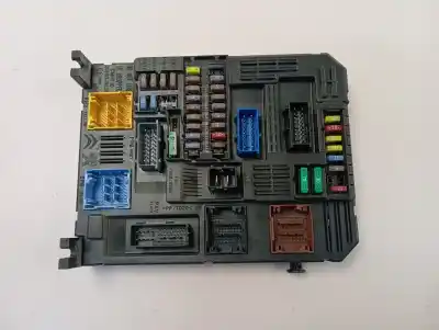 Pezzo di ricambio per auto di seconda mano scatola relè/fusibili per peugeot partner basico l1 riferimenti oem iam 9830707680