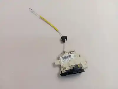 Peça sobressalente para automóvel em segunda mão fechadura da porta traseira esquerda por audi a4 avant (8e) 2.0 tdi referências oem iam 