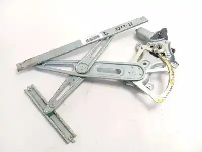 Peça sobressalente para automóvel em segunda mão elevador de vidros dianteiro direito por toyota yaris active referências oem iam 698100d131