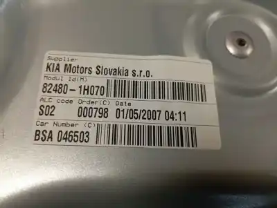 Second-hand car spare part passenger side right window regulator for kia cee´d active oem iam references 824801h070  