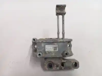 Second-hand car spare part ENGINE SUPPORT for SEAT ATECA (KH7)  OEM IAM references 5Q0199262DF  