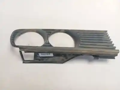 Pezzo di ricambio per auto di seconda mano griglia anteriore per bmw serie 3 berlina (e30) 318i riferimenti oem iam 