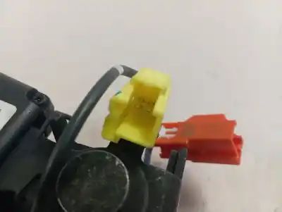 Автозапчастина б/у лівий задній гачок для lynk & co 01 phev посилання на oem iam 8889872517  