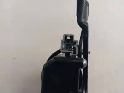 Автозапчастина б/у централізований двигун зкриття ворот для lynk & co 01 phev посилання на oem iam 8888349582  