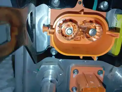 Автозапчастина б/у аккумулятор для lynk & co 01 phev посилання на oem iam 8892524572  