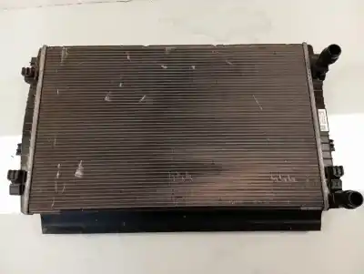 Peça sobressalente para automóvel em segunda mão RADIADOR DE ÁGUA por VOLKSWAGEN T-ROC (A11, D11)  Referências OEM IAM 5Q0121251GQ  