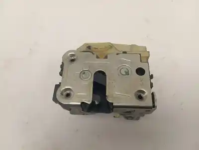 Second-hand car spare part left front door lock for dacia duster ambiance 4x2 oem iam references   