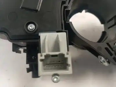 Second-hand car spare part indicator switch for dacia duster ii expression oem iam references 255672098r  