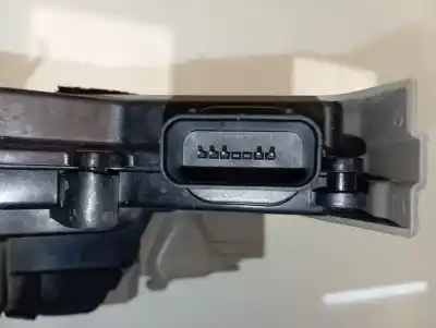 Second-hand car spare part left front door lock for kia ceed concept oem iam references 81310j7010  