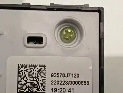 Second-hand car spare part left front power window switch for kia ceed concept oem iam references 93570j7120  