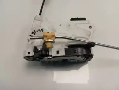 Second-hand car spare part left front door lock for mg hs comfort oem iam references 10640634  