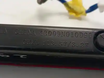 Second-hand car spare part central brake light for mg hs comfort oem iam references 10144742  