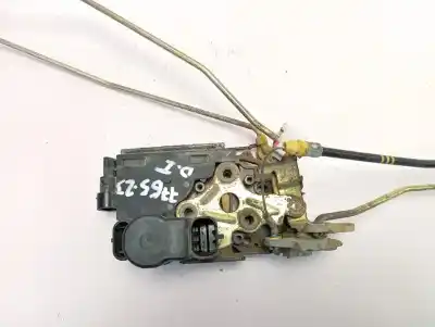 Second-hand car spare part left front door lock for ssangyong rexton 270 xdi limited oem iam references   