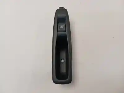 Peça sobressalente para automóvel em segunda mão botão / interruptor elevador vidro traseiro esquerdo por renault captur adventure referências oem iam 829614619r