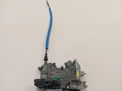 Second-hand car spare part left front door lock for kia ceed drive oem iam references 81310j7010