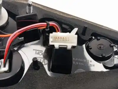 Second-hand car spare part interior left tailgate light for kia ceed drive oem iam references 92403j7050  