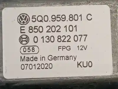 Pezzo di ricambio per auto di seconda mano alzacristalli anteriore sinistro per skoda octavia combi (nx5) ambition riferimenti oem iam 5q0959801c  