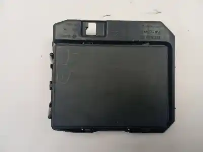 Second-hand car spare part FUSE BOX UNIT for RENAULT CAPTUR II  OEM IAM references 284B73384R  