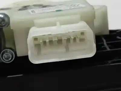 Second-hand car spare part driver left window regulator for renault captur ii techno oem iam references 807215326r  