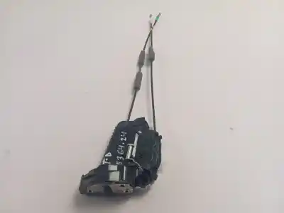 Peça sobressalente para automóvel em segunda mão fechadura da porta traseira direita por toyota yaris (xp21) hybrid style referências oem iam 